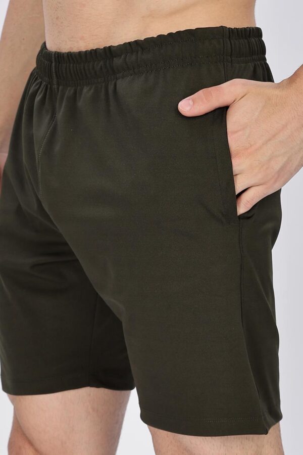 INFINITE ACTIVE OLIVE SHORTS